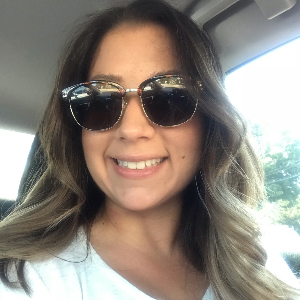 Meet your Posher, Kiki